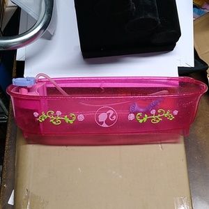 #424 Barbie bathtub with pump spray action